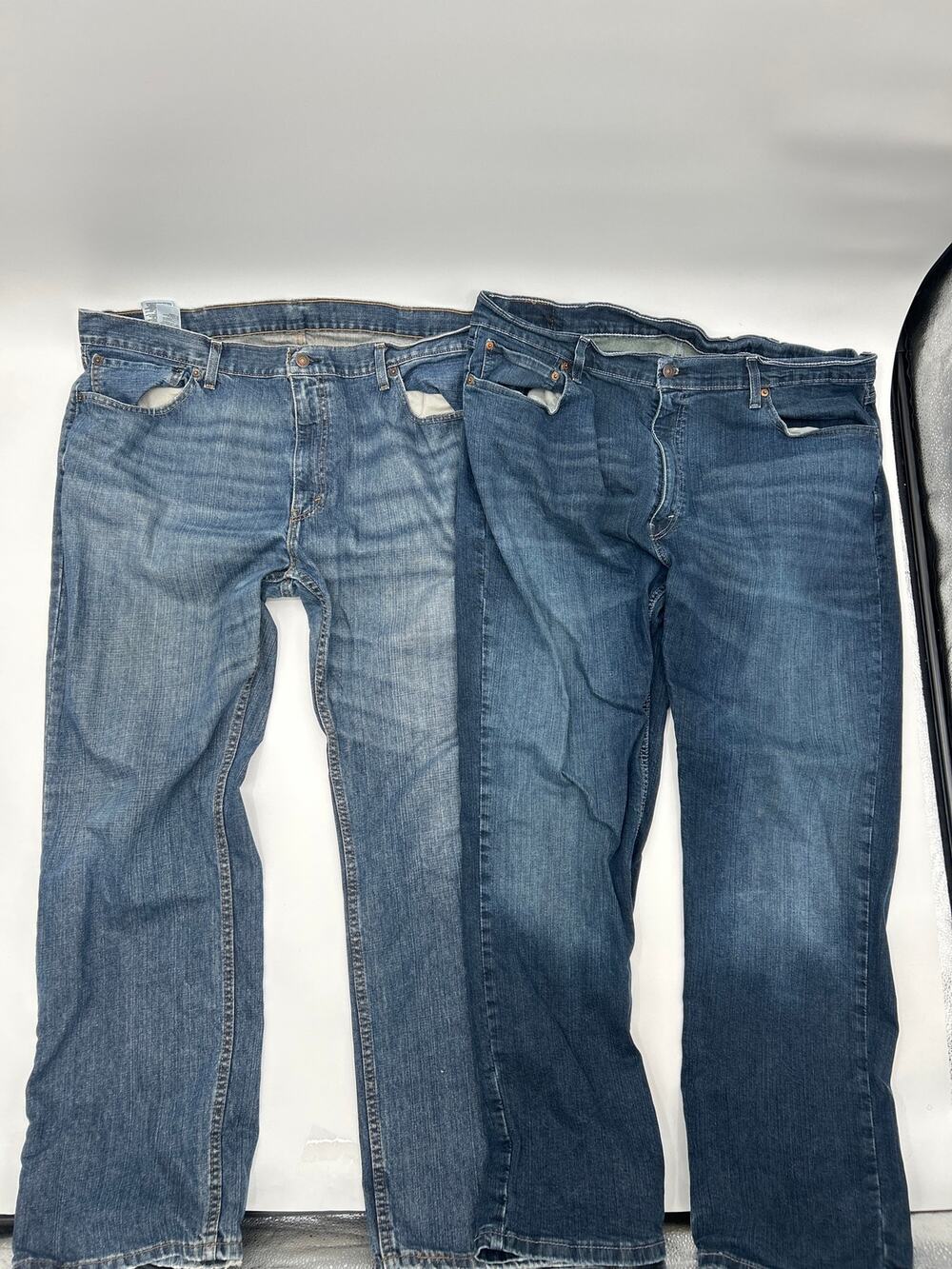 Levi’s 559 Men’s Jeans Lot of 2 Relaxed Straight 42x32 Casual